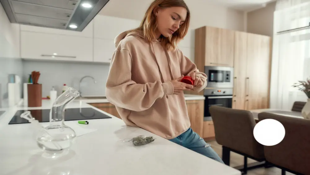 smoking weed bong