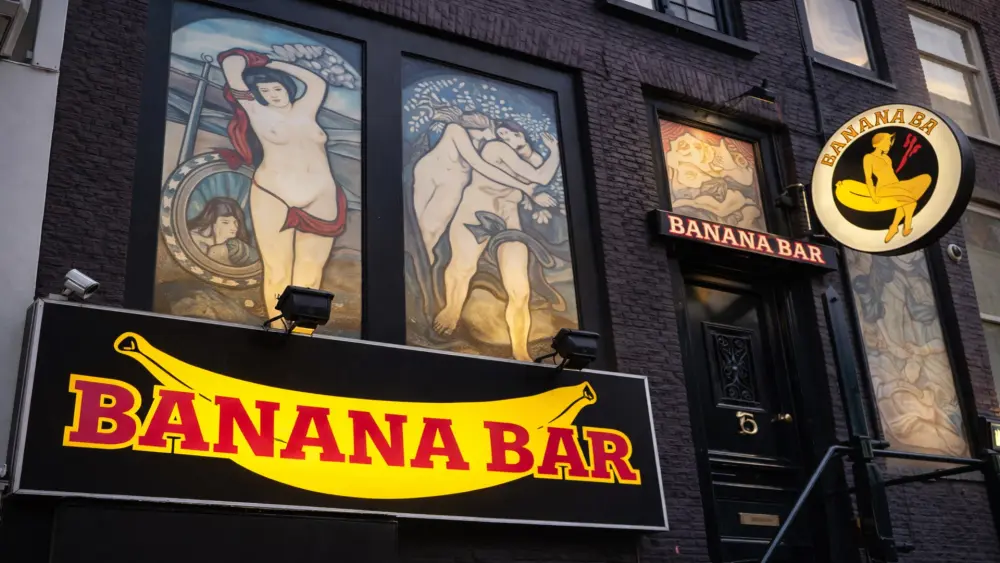 Bananenbar Amsterdam show interior